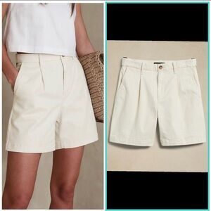 NWT Banana Republic Chino Short
Size 14
